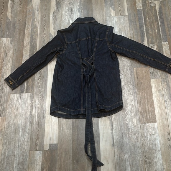 CABI Women’s Dark Blue Denim Jacket Size Medium - Picture 6 of 7